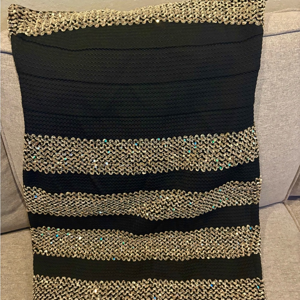 Gorgeous black and gold sequined striped strapless above the knee dresss, XL